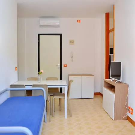 Spacious And Bright Flat Near The Апартаменты *